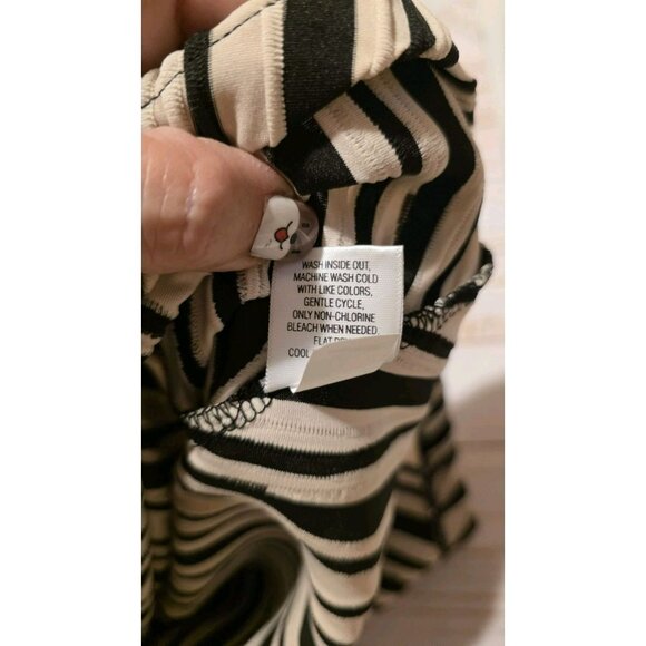 Dana Buchman Blouse Pullover Vneck Womens Size XL Office Preppy Church NWT - Picture 7 of 10